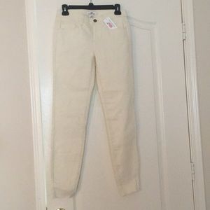 Vineyard Vines Raw Edge Skinny Jean Size: 2